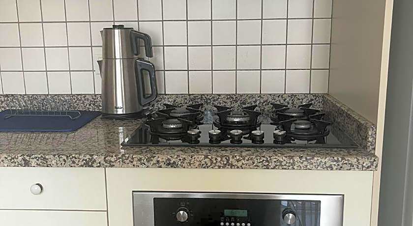 Old Town Deluxe Flats