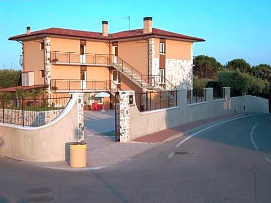 Villa Mayoti B&B