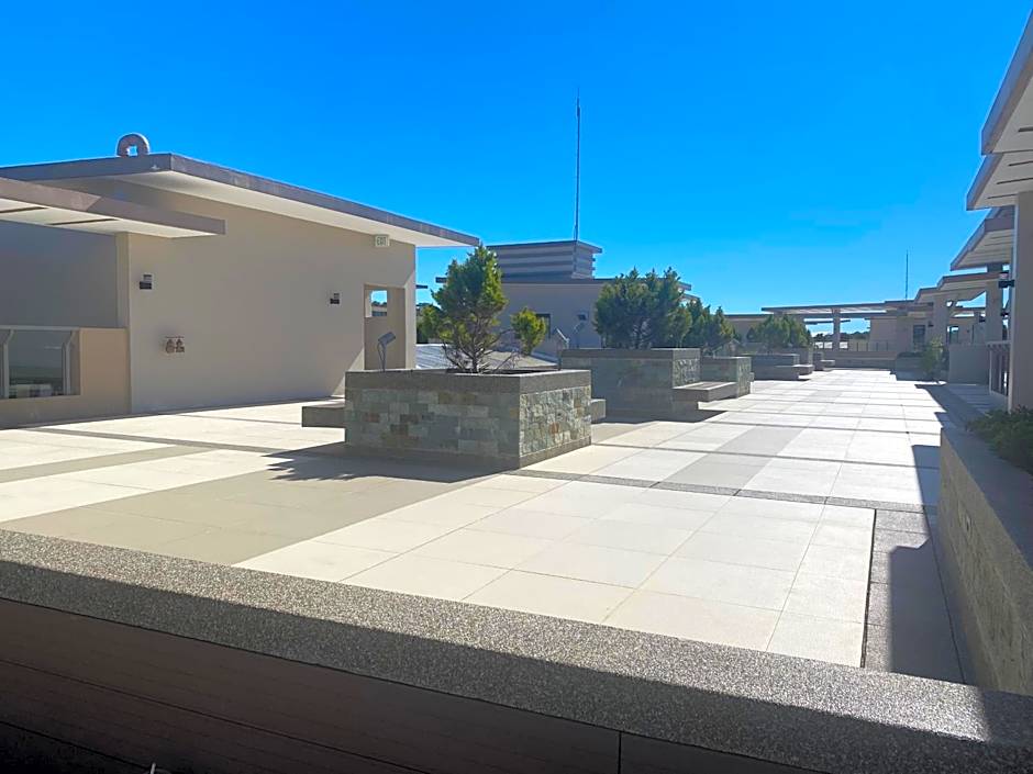 Rosarich Homestay - Bristle Ridge Residences