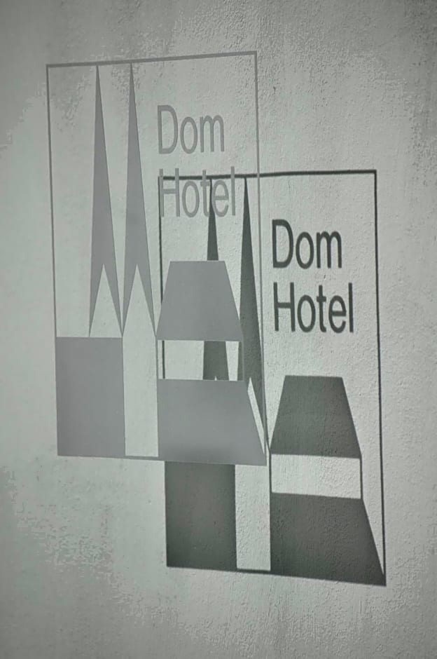 Dom Hotel