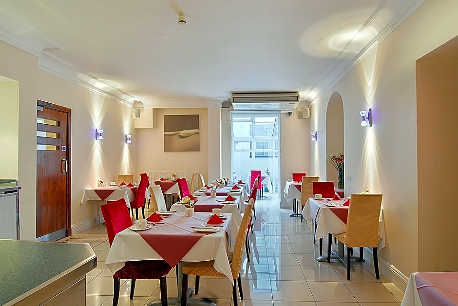 Park Grand Hyde Park