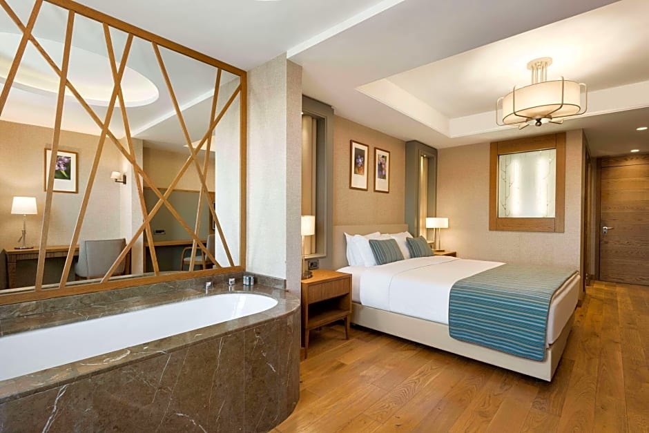 Ramada Hotel & Suites by Wyndham Adana