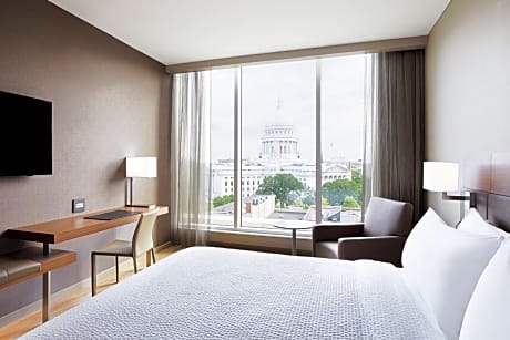 King Room with Capitol View