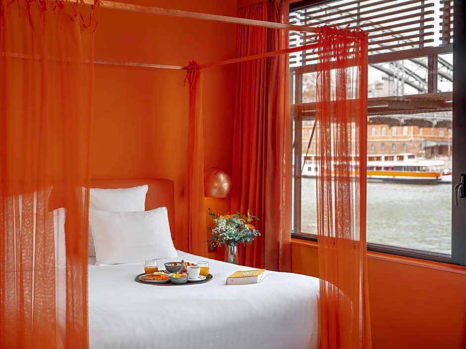 Hotel OFF Paris Seine