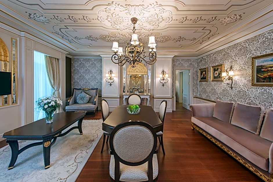 Elite World Van Hotel