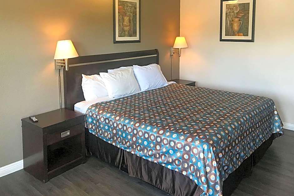 Rodeway Inn Ontario Mills Mall