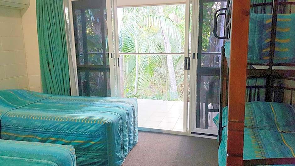 Mango Tree Holiday Apartments