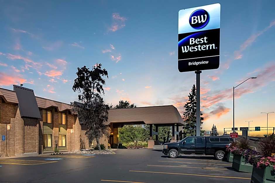 Best Western Bridgeview Hotel
