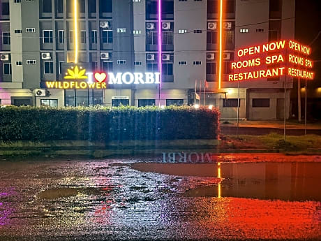 HOTEL WILD FLOWER