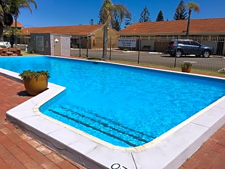 Hospitality Inn Geraldton SureStay Collection by Best Western