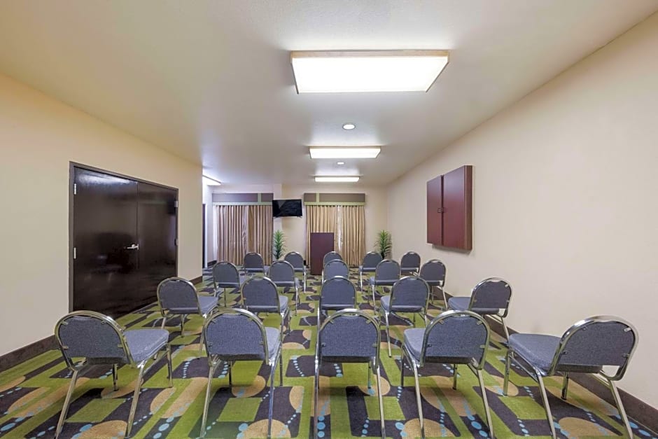 Quality Inn & Suites Terrell