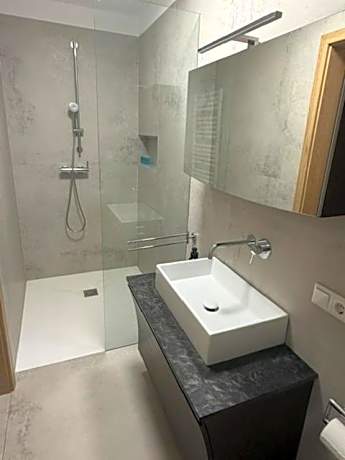 Deluxe Double Studio