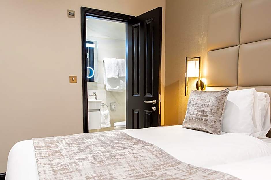 The Crescent Hyde Park