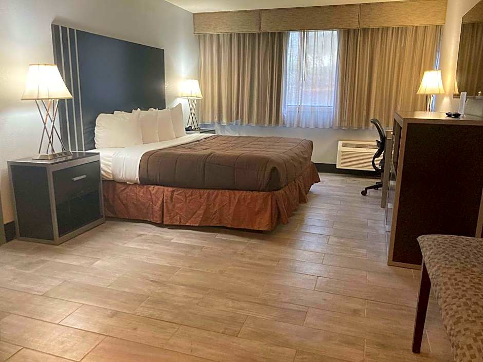 Best Western Plus Reading Inn & Suites