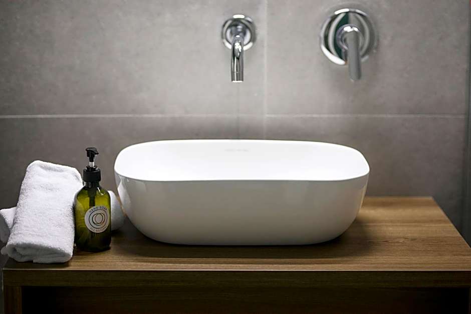 Moody smart & comfy Hotel