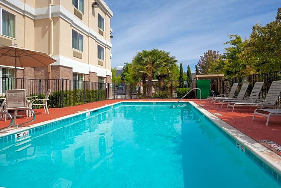 Holiday Inn Express Hotel & Suites Livermore By IHG