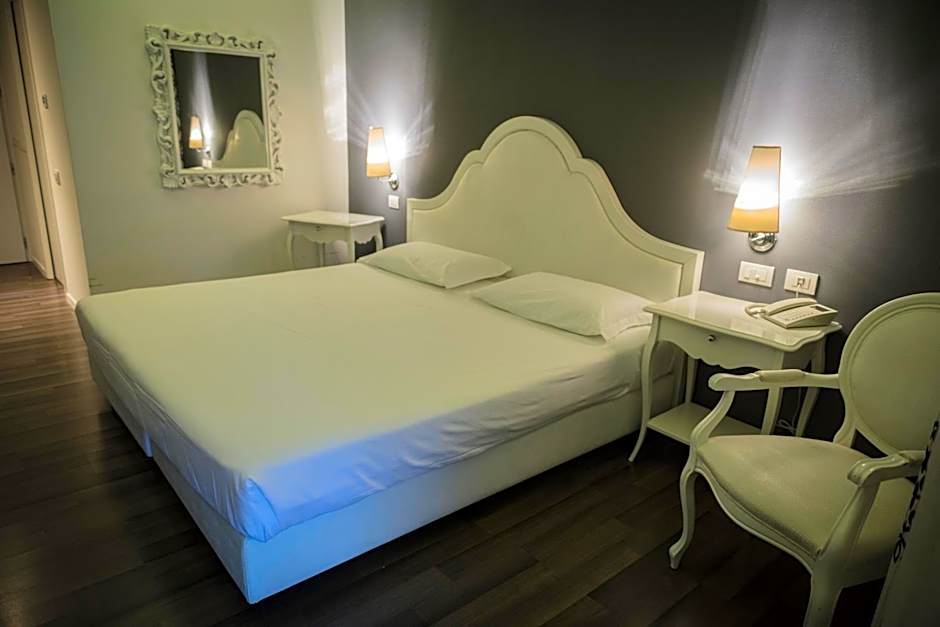 Blue Relais Maggiore