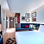 Hampton by Hilton Bath City