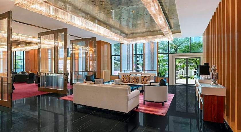 Renaissance by Marriott Bangkok Ratchaprasong Hotel