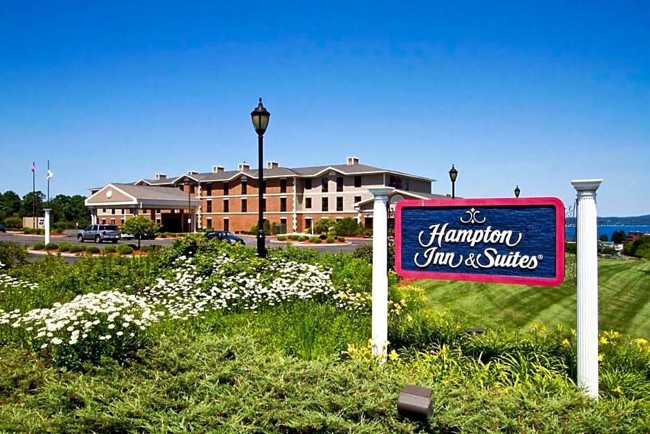 Hampton Inn & Suites Petoskey