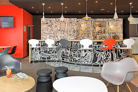 ibis Luebeck City