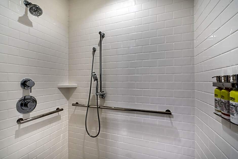 Staybridge Suites Anchorage By IHG