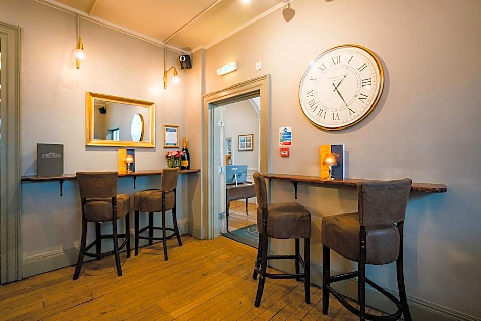 Purchases Restaurant & Accommodation