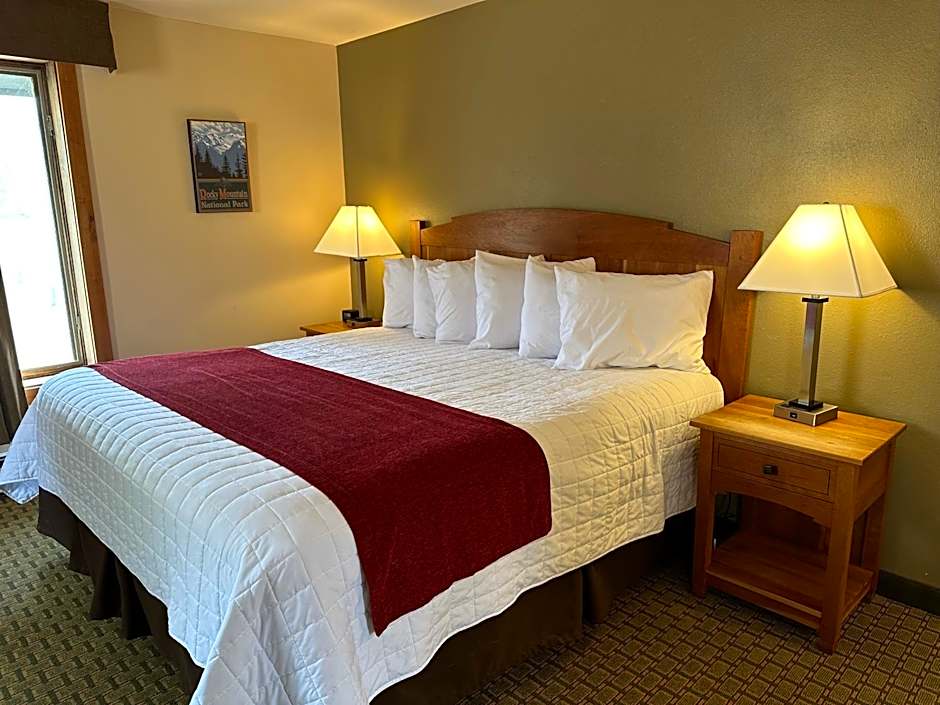 Silver Moon Inn