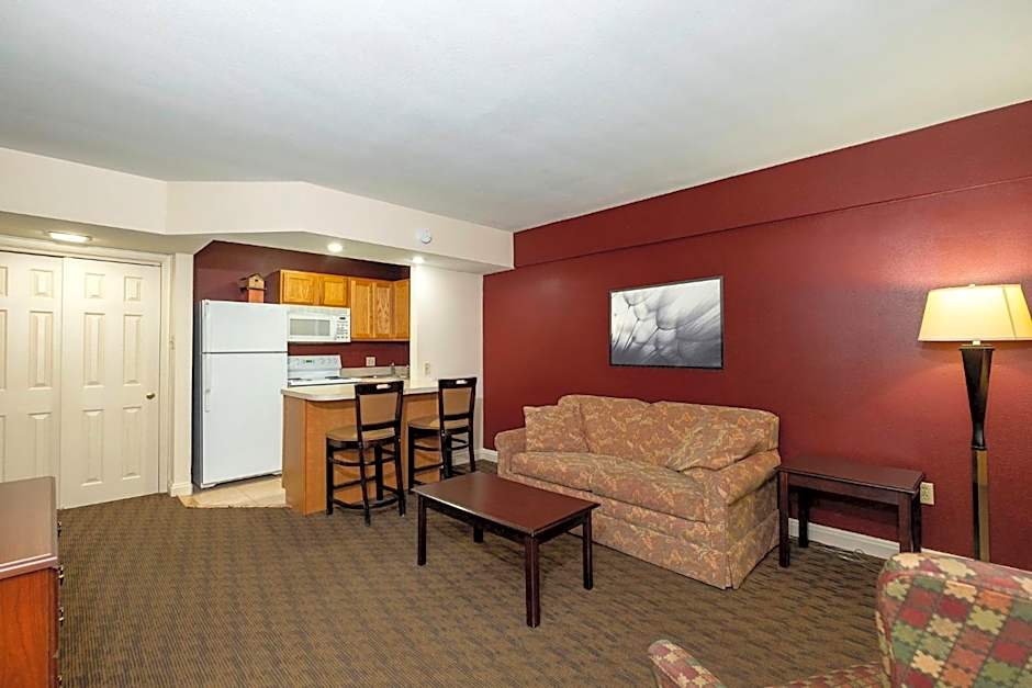 Red Roof Inn & Suites Hazleton
