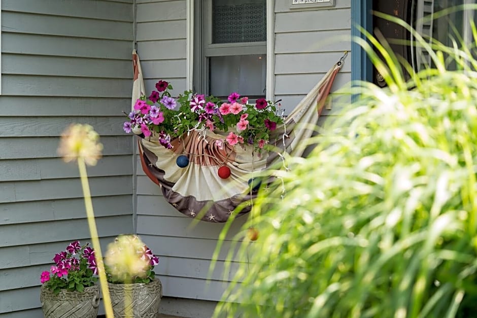 Gardenview Bed and Breakfast 