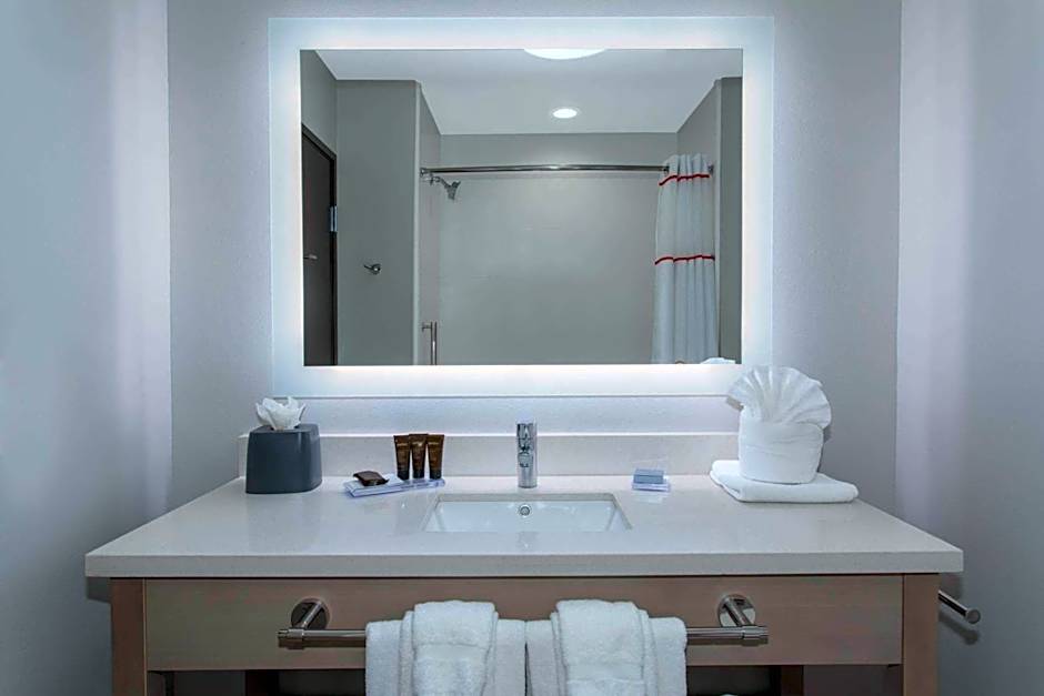 Hawthorn Extended Stay by Wyndham Loveland