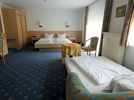 Large Double Room