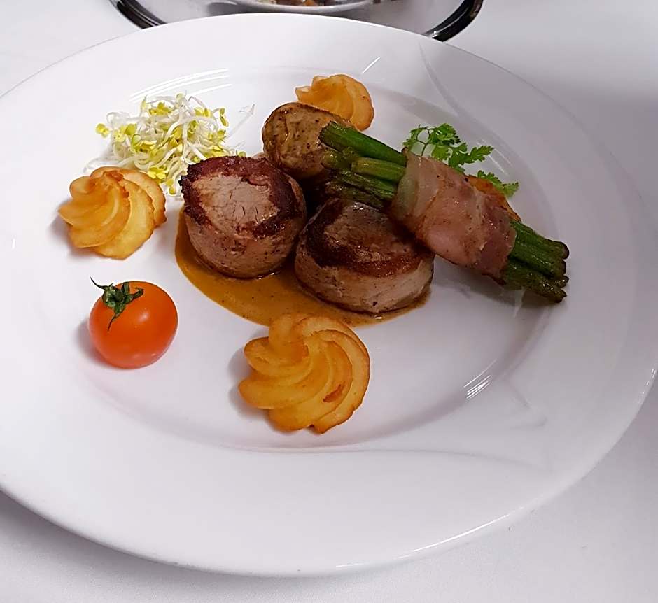 Hotel Restaurant Zunftstube – Saarburg, WI