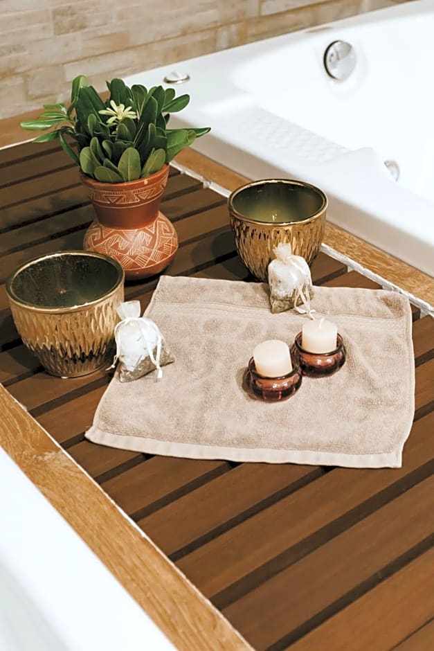 Hotel Dos Patios, Holistico Boutique & SPA