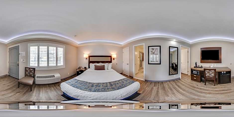 Inn at 50 Long Beach Convention Center