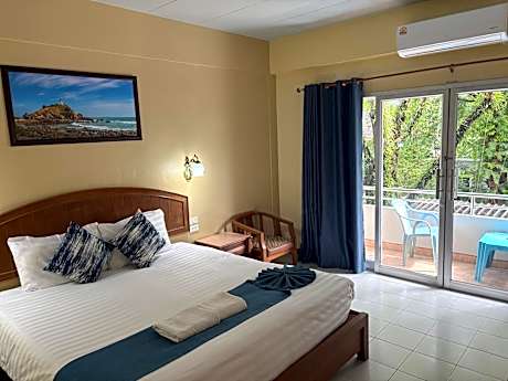 Deluxe Double Room with Balcony
