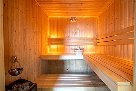 Junior Suite with Sauna