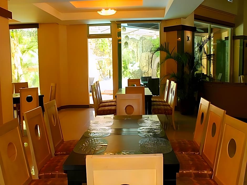 Goldenfield Kundutel