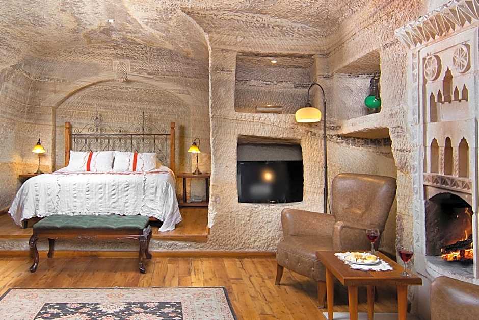Terra Cave Hotel
