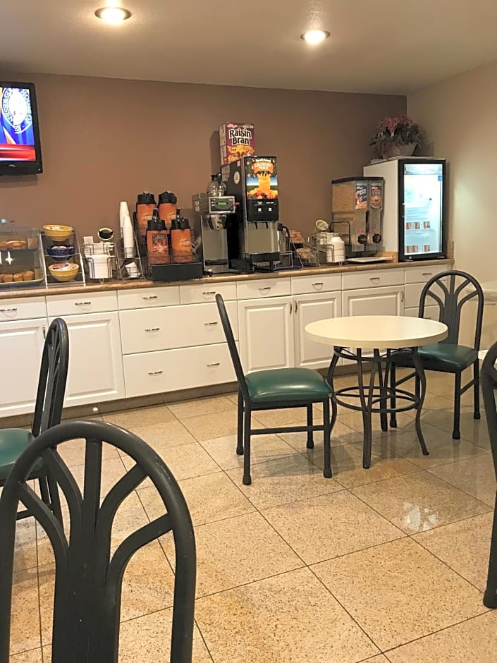 Days Inn by Wyndham Oceanside