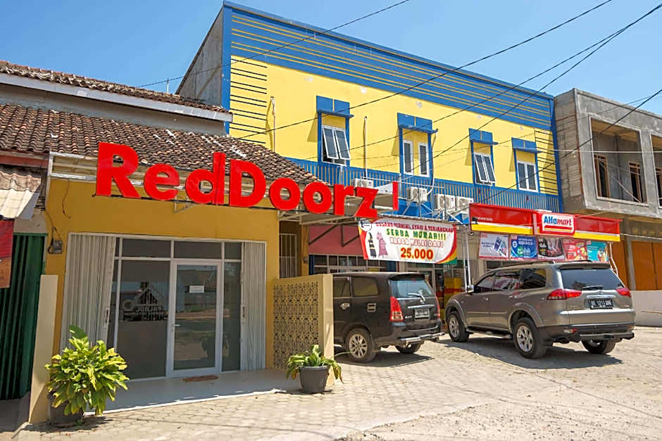 RedDoorz near Kampus UIN Lampung