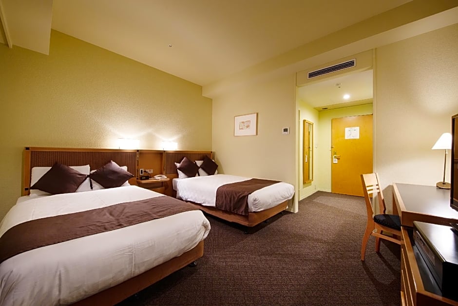 Nagoya Garden Palace