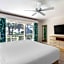 Hilton Vacation Club Charter Club Naples Bay