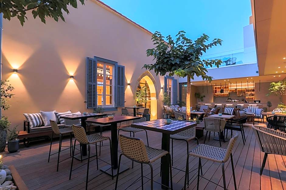 Hotel Indigo Larnaca By IHG- Adults Only