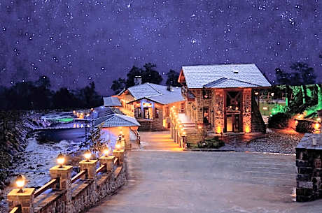 Teona Bungalow & Restaurant