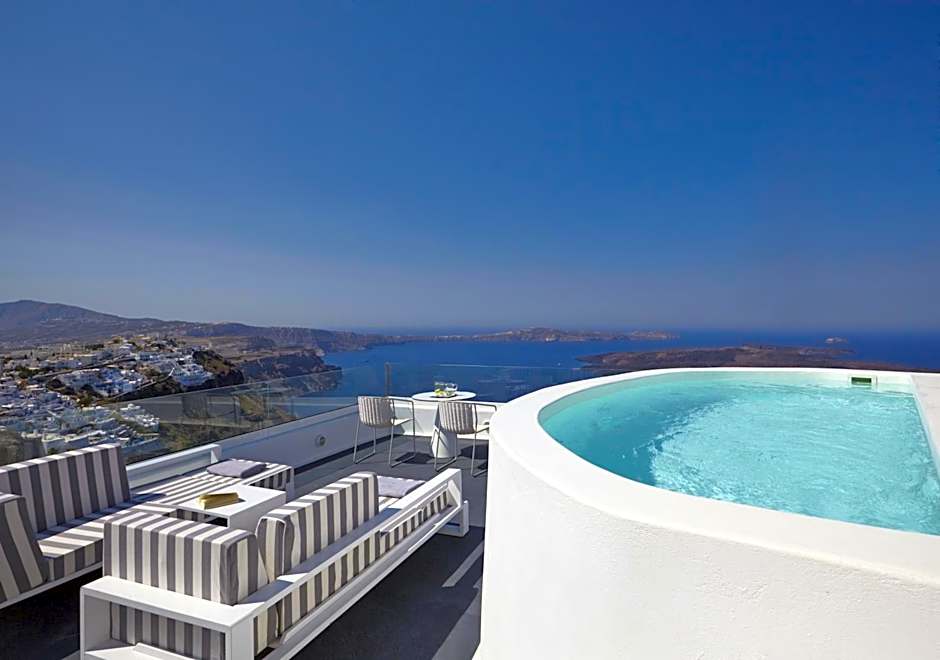 Dreams Luxury Suites