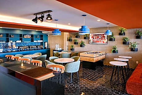 Vista Express Guadalajara Expo Surestay By Bw