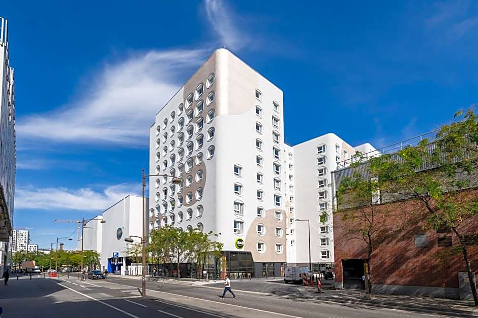 B&B HOTEL Paris Ivry Quai de Seine
