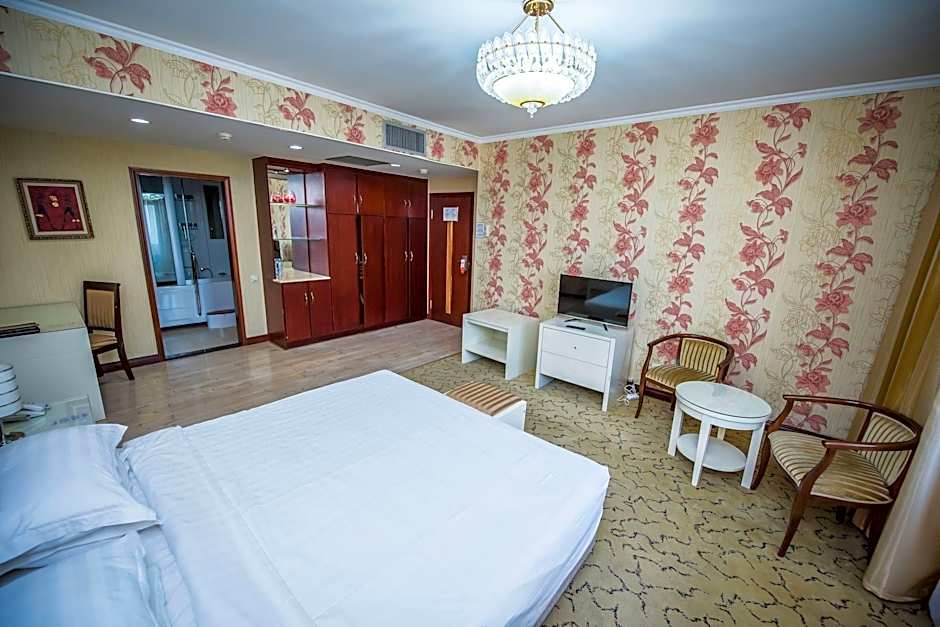 G Empire Hotel