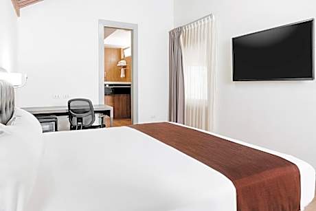 Queen Room - Non-SMoking